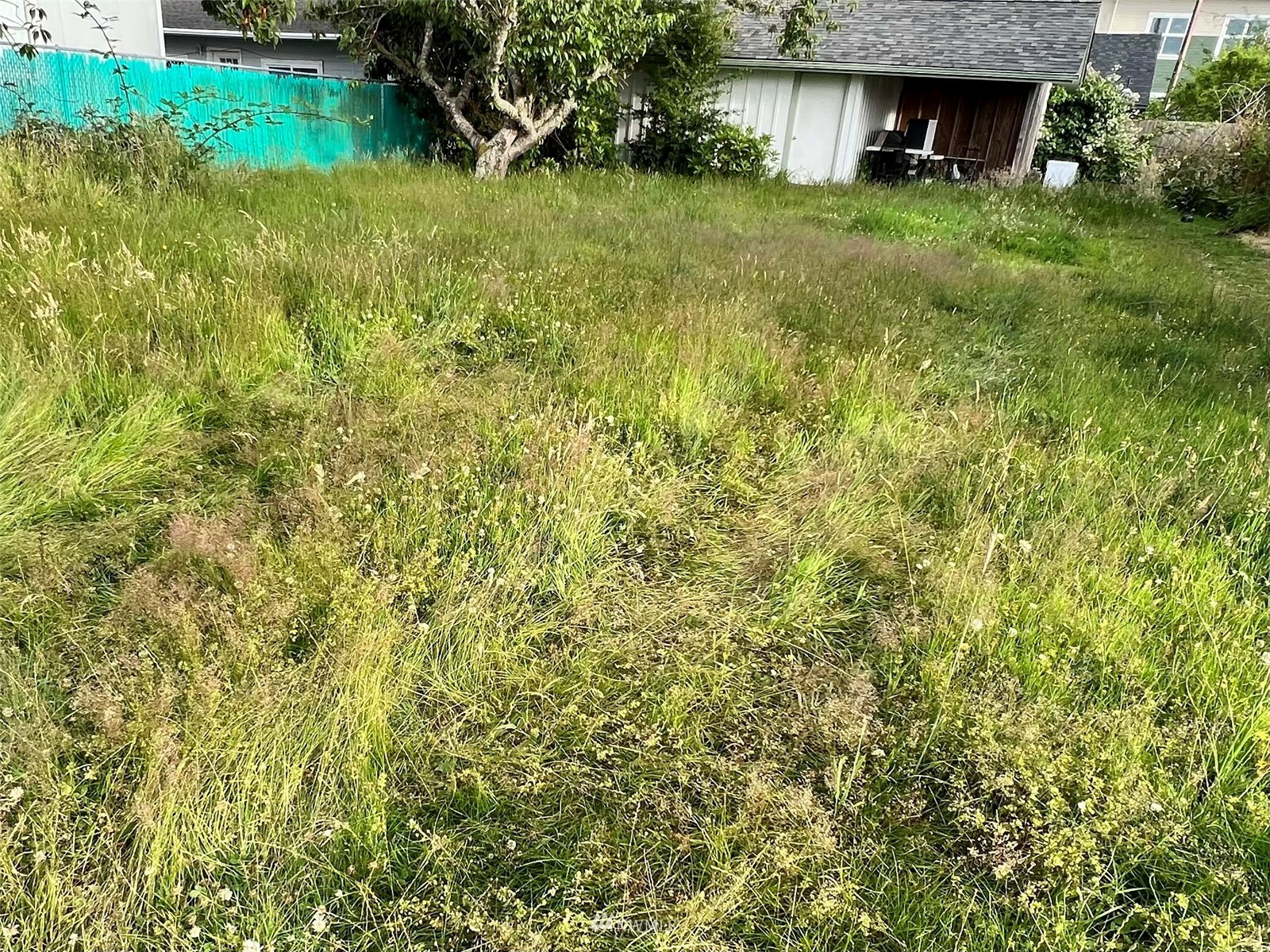 Property Photo: 311 3rd Street SE WA 98631