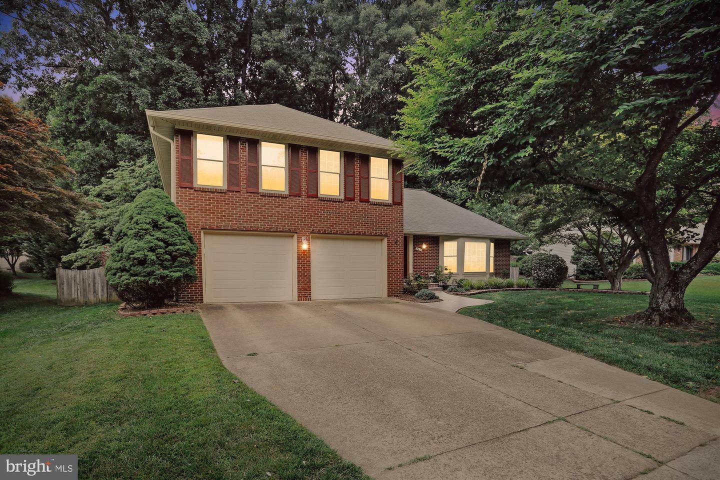 Property Photo:  4620 Tapestry Drive  VA 22032 