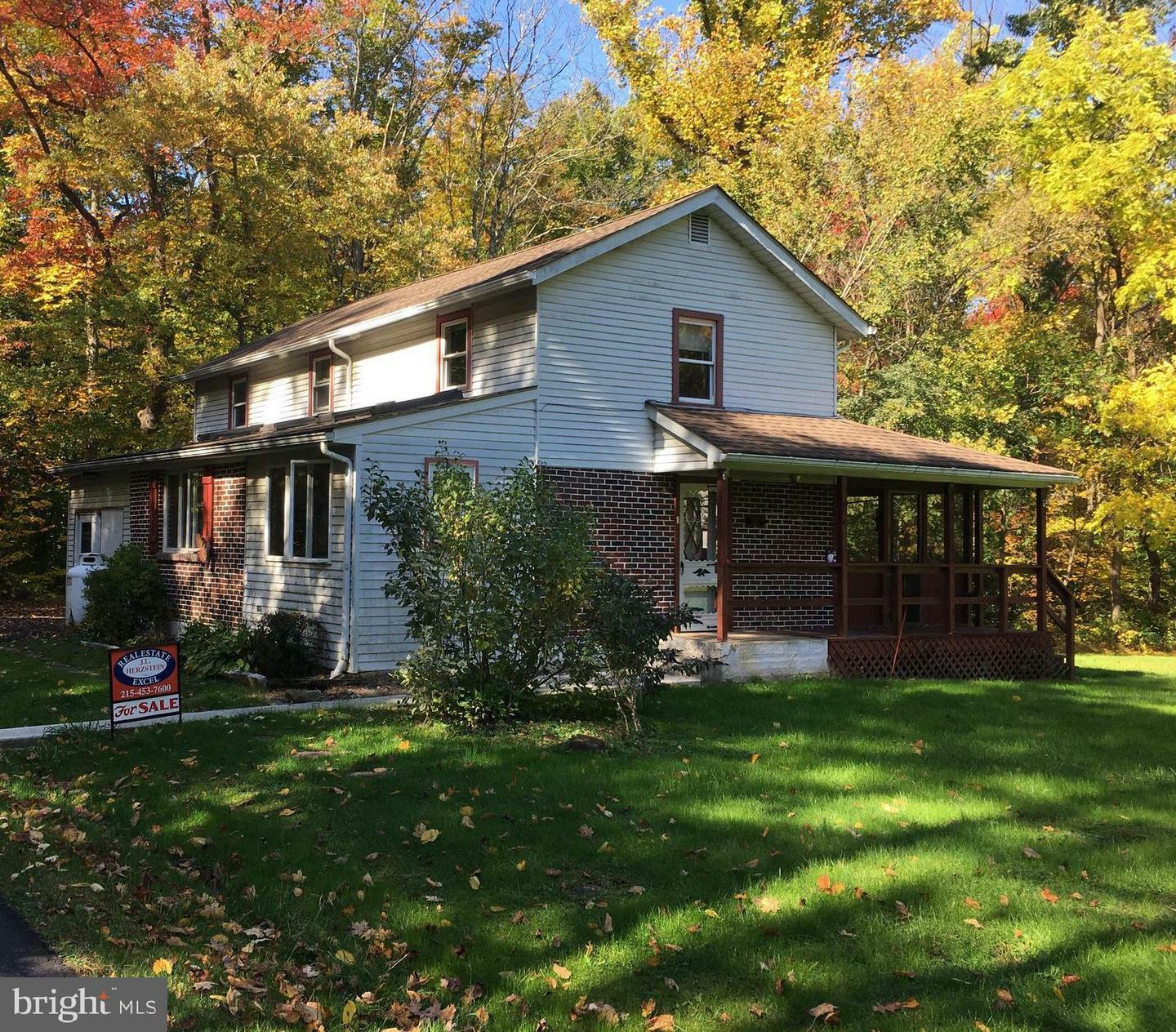 Property Photo:  3058 Sterner Mill Road  PA 18951 