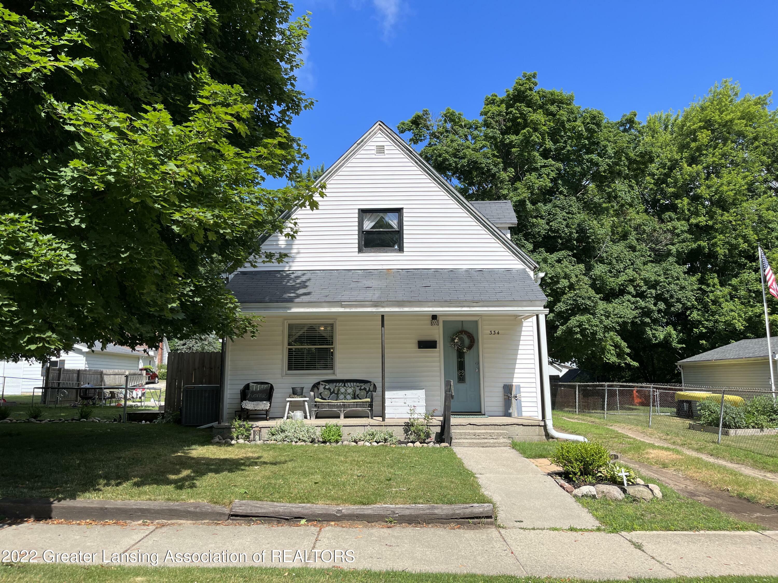 Property Photo:  334 S East Street  MI 48875 