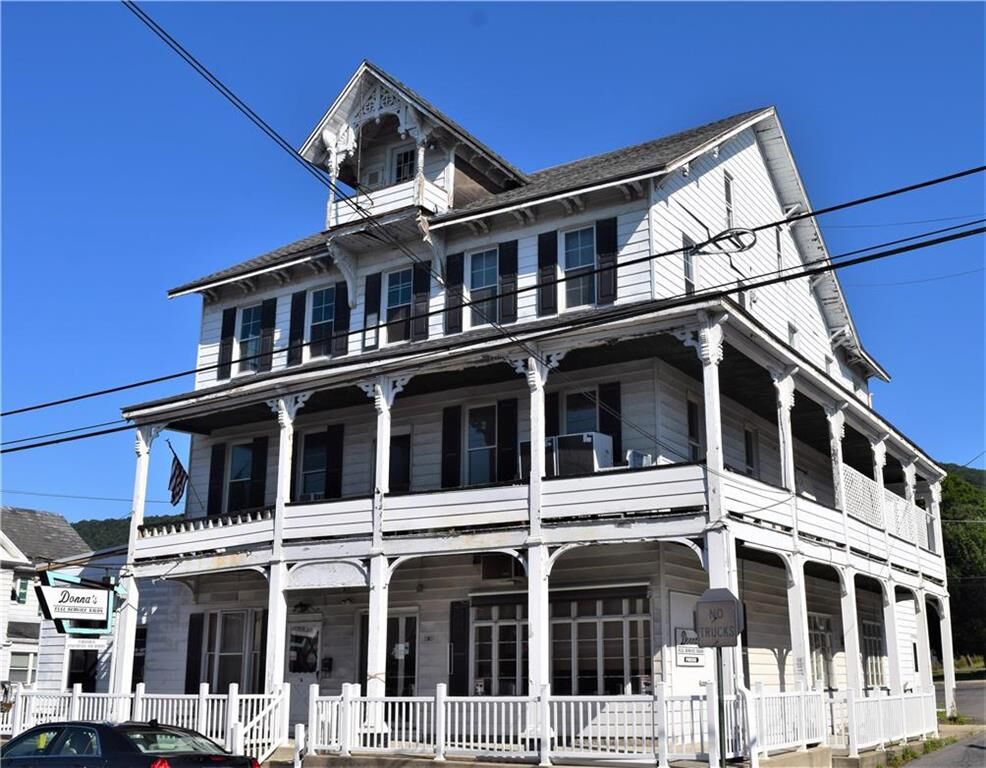 Property Photo:  201 West Main Street 2B  PA 18072 