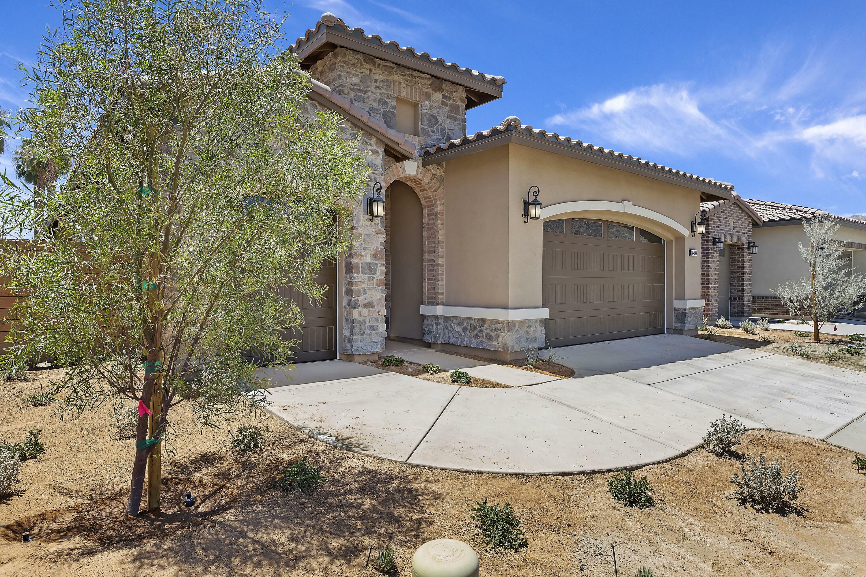 Property Photo: 80289 Platinum Way CA 92253