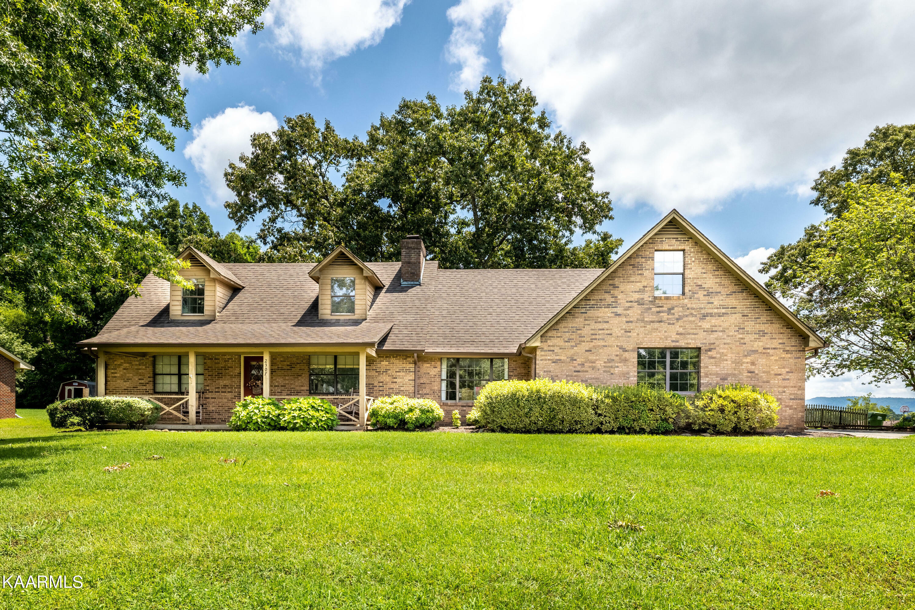 Property Photo:  2307 Chesterfield Drive  TN 37803 