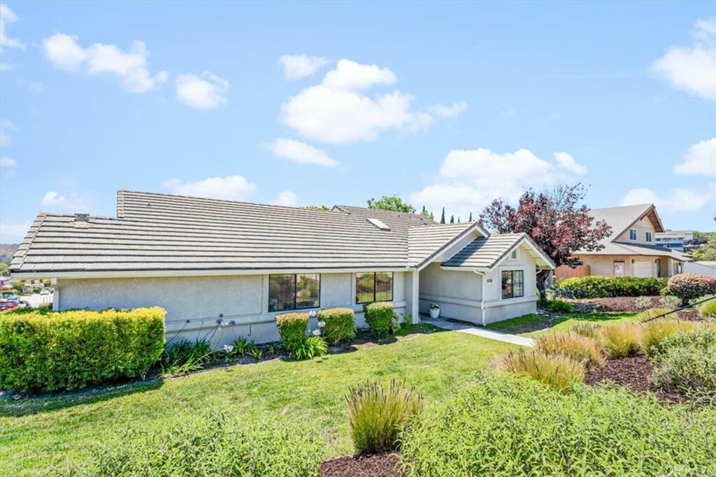 Property Photo:  408 Gularte Road  CA 93420 