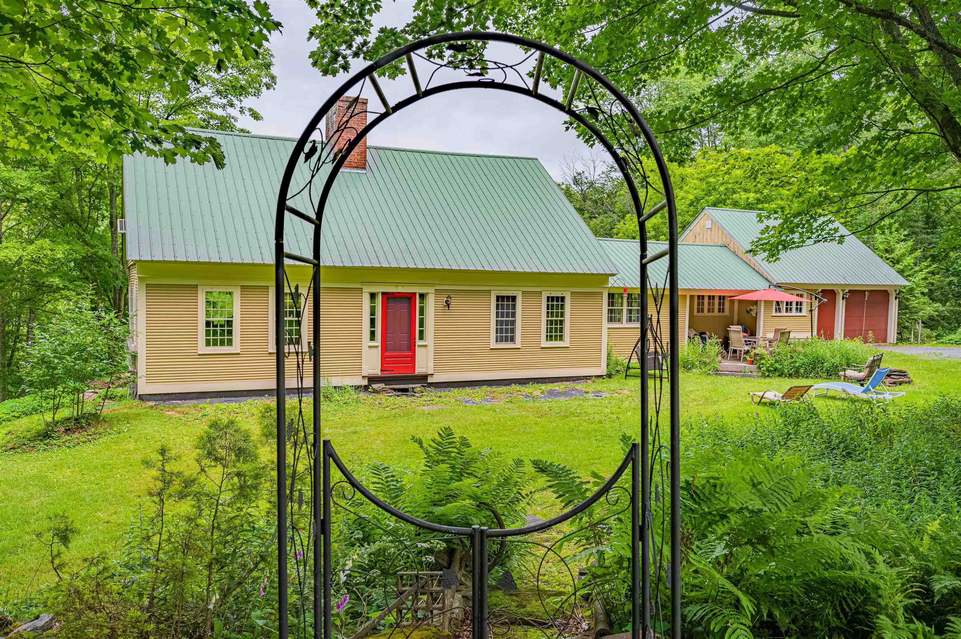 Property Photo:  1426 East Roxbury Road  VT 05663 