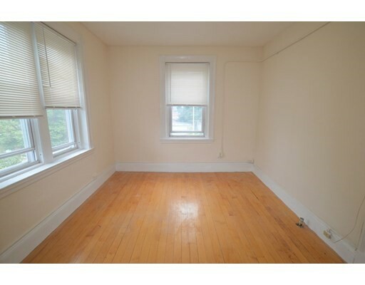 Property Photo:  15 Lynde St 22  MA 01970 