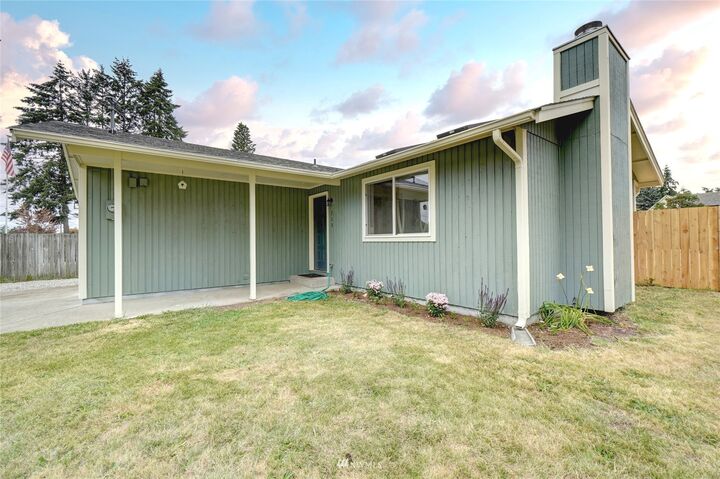 Property Photo: 713 136th Street S WA 98444