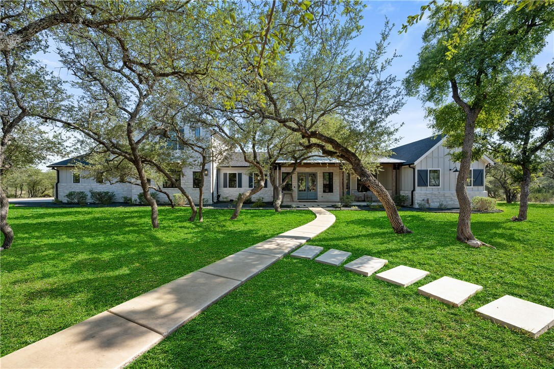 2611 Improver Road  Spicewood TX 78669 photo