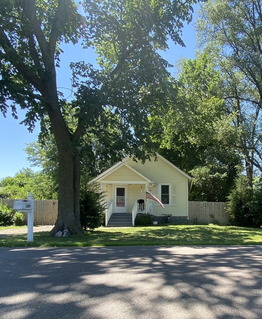 Property Photo:  1205 Bangs Street  IL 60538 