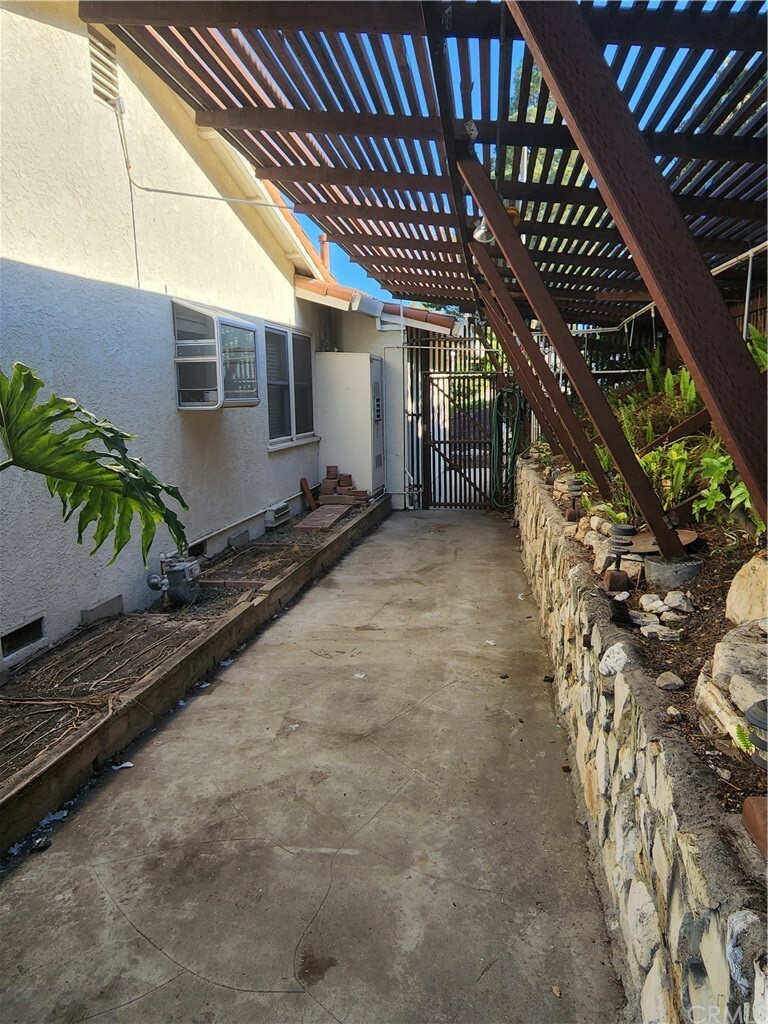 Property Photo:  5327 Littlebow Road  CA 90275 