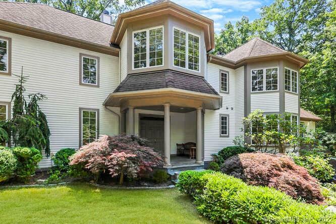 Property Photo:  23 Blackberry Drive East  CT 06903 