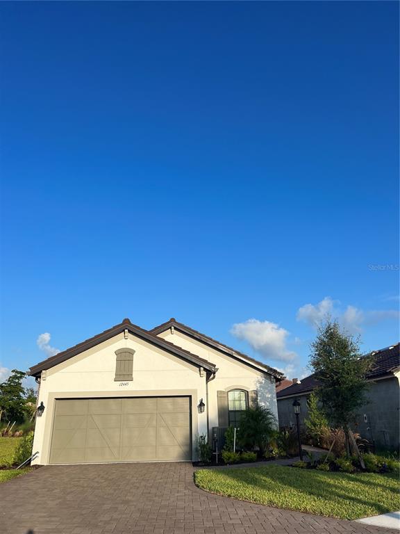 Property Photo: 12445 Parigi Way FL 34238