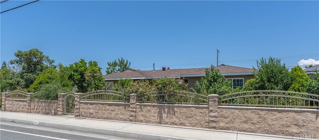 Property Photo:  8591 Chapman Avenue  CA 92841 