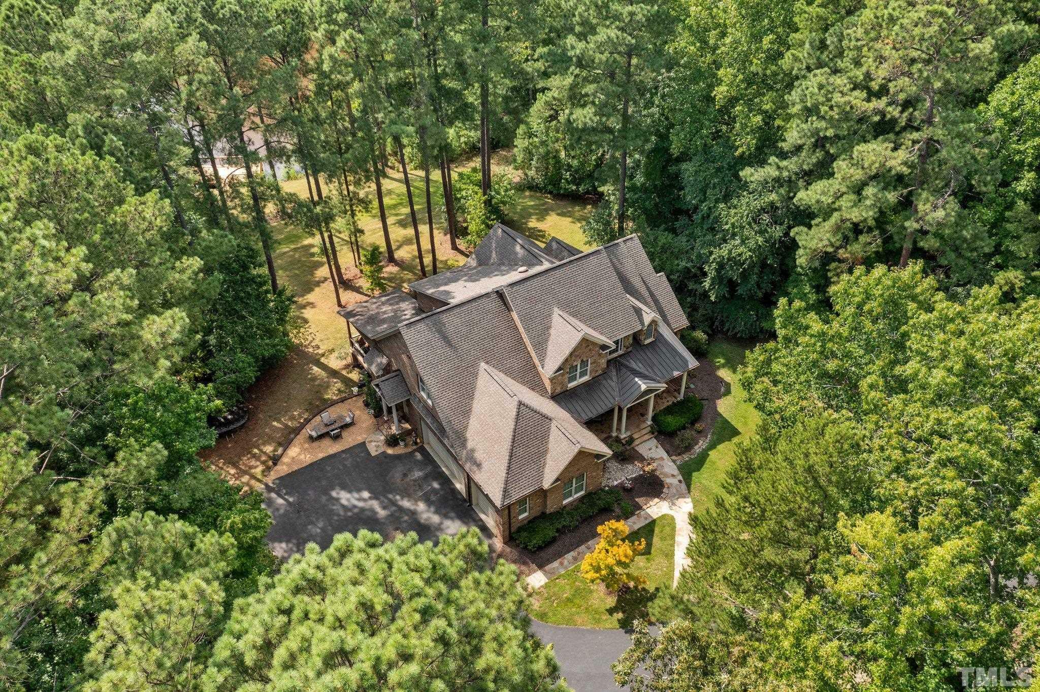 Property Photo:  3205 Summer Oaks Drive  NC 27539 