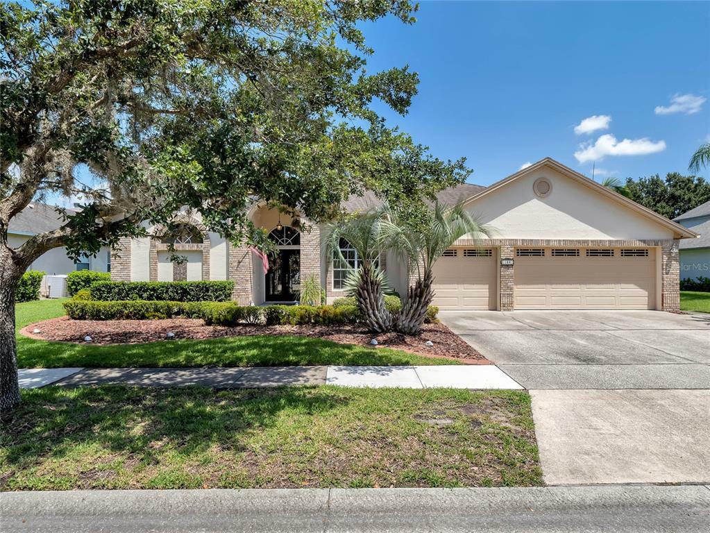Property Photo: 166 Fairway Pointe Circle FL 32828