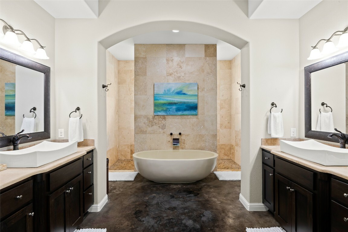 Property Photo: 670 Heather Hills Drive TX 78620