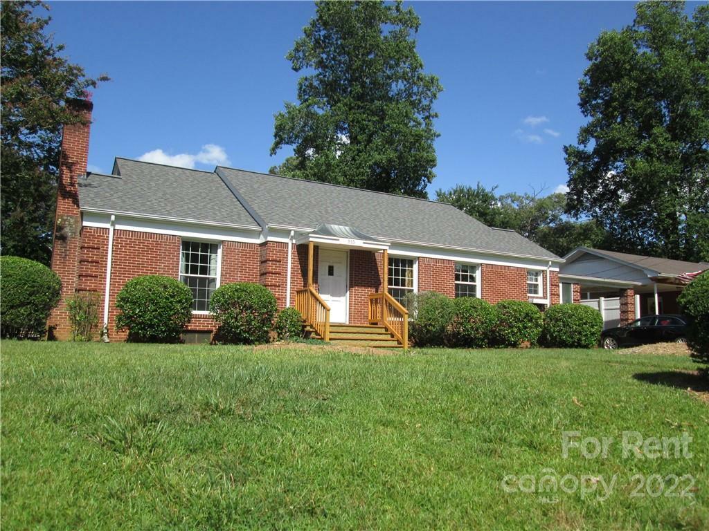Property Photo: 515 Mountain View Street SW NC 28645