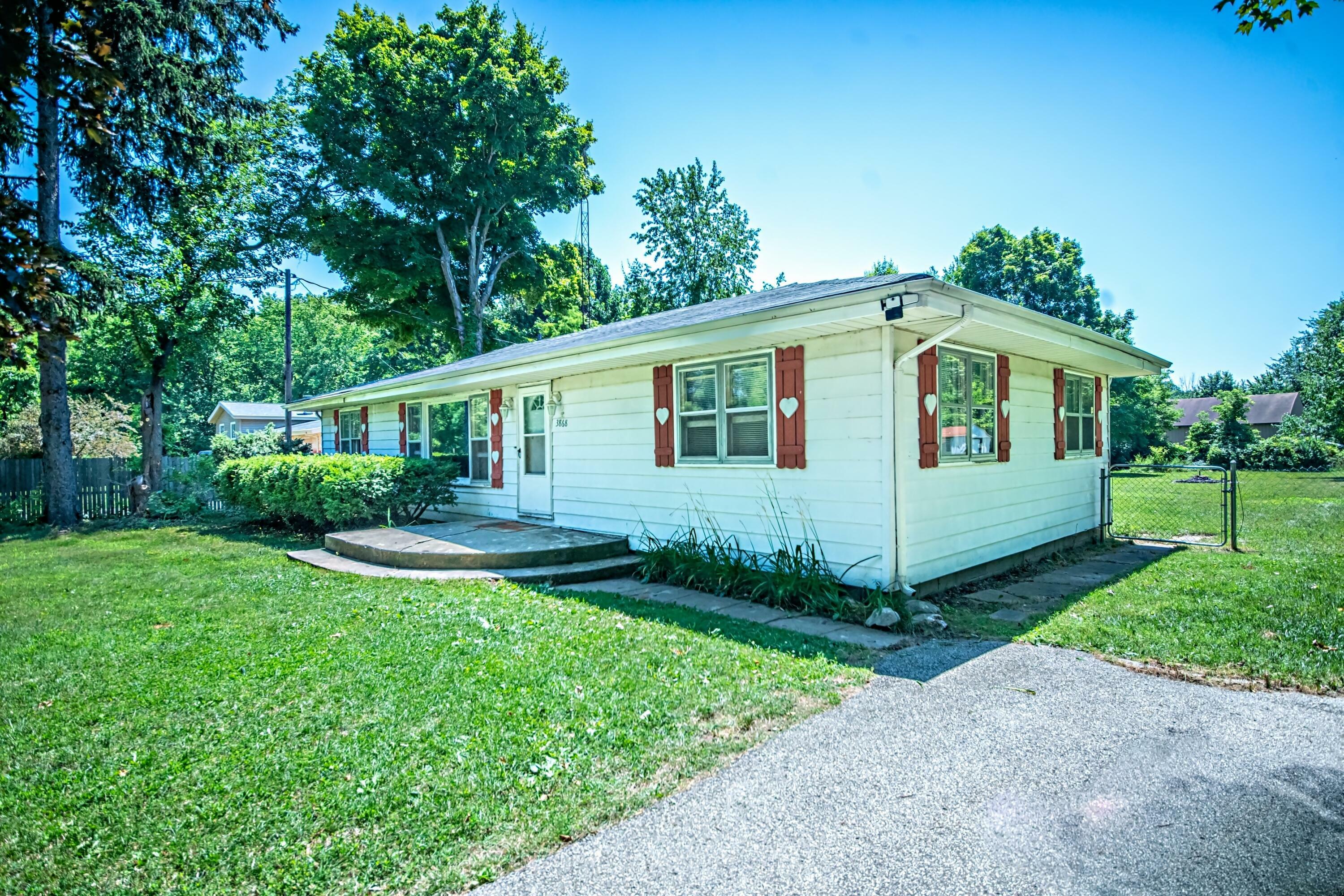 Property Photo:  3868 Meadowbrook Road  MI 49022 