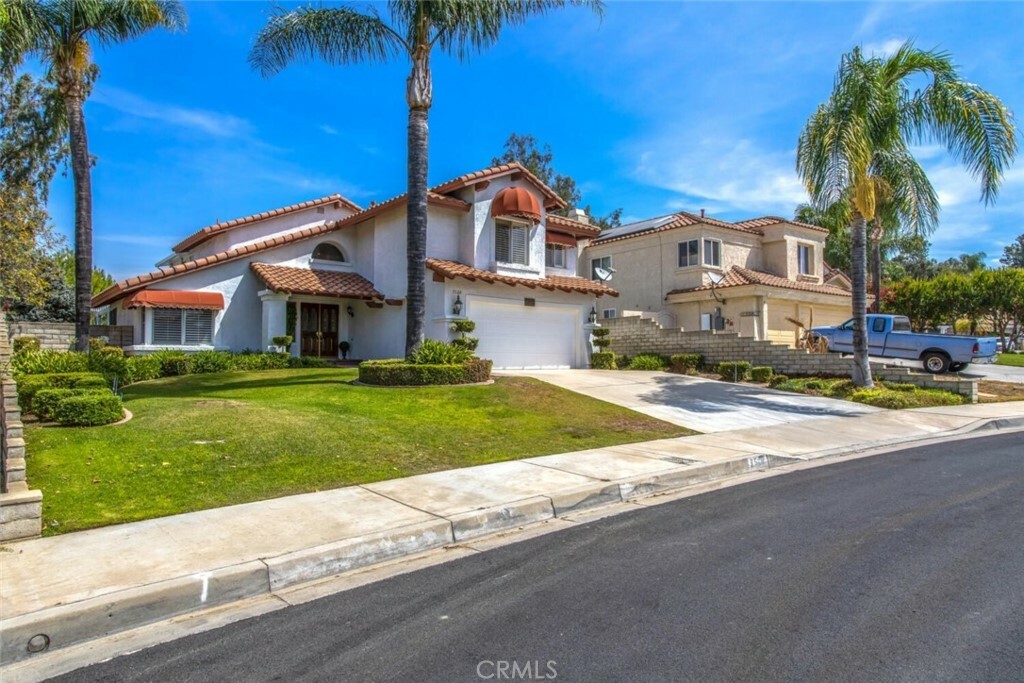 Property Photo: 7520 Sunny Ridge Loop CA 92346