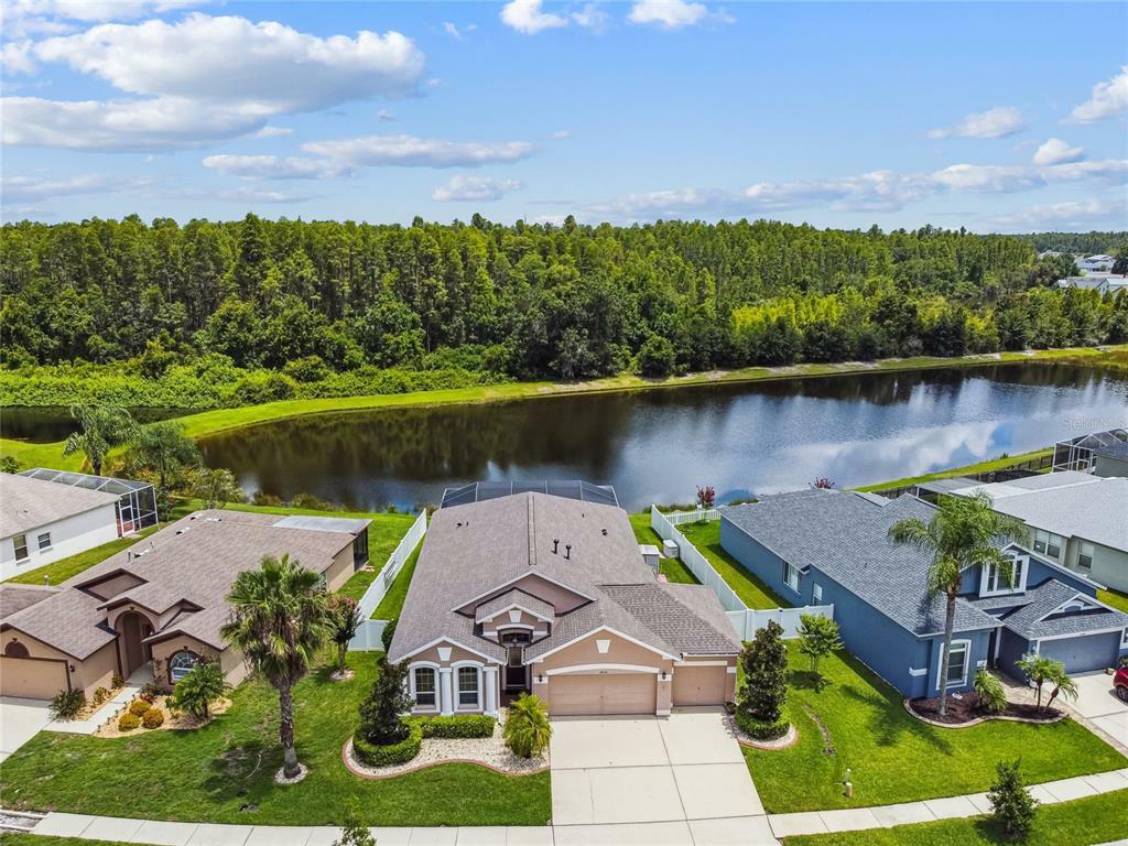 Property Photo:  1850 Rensselaer Drive  FL 33543 