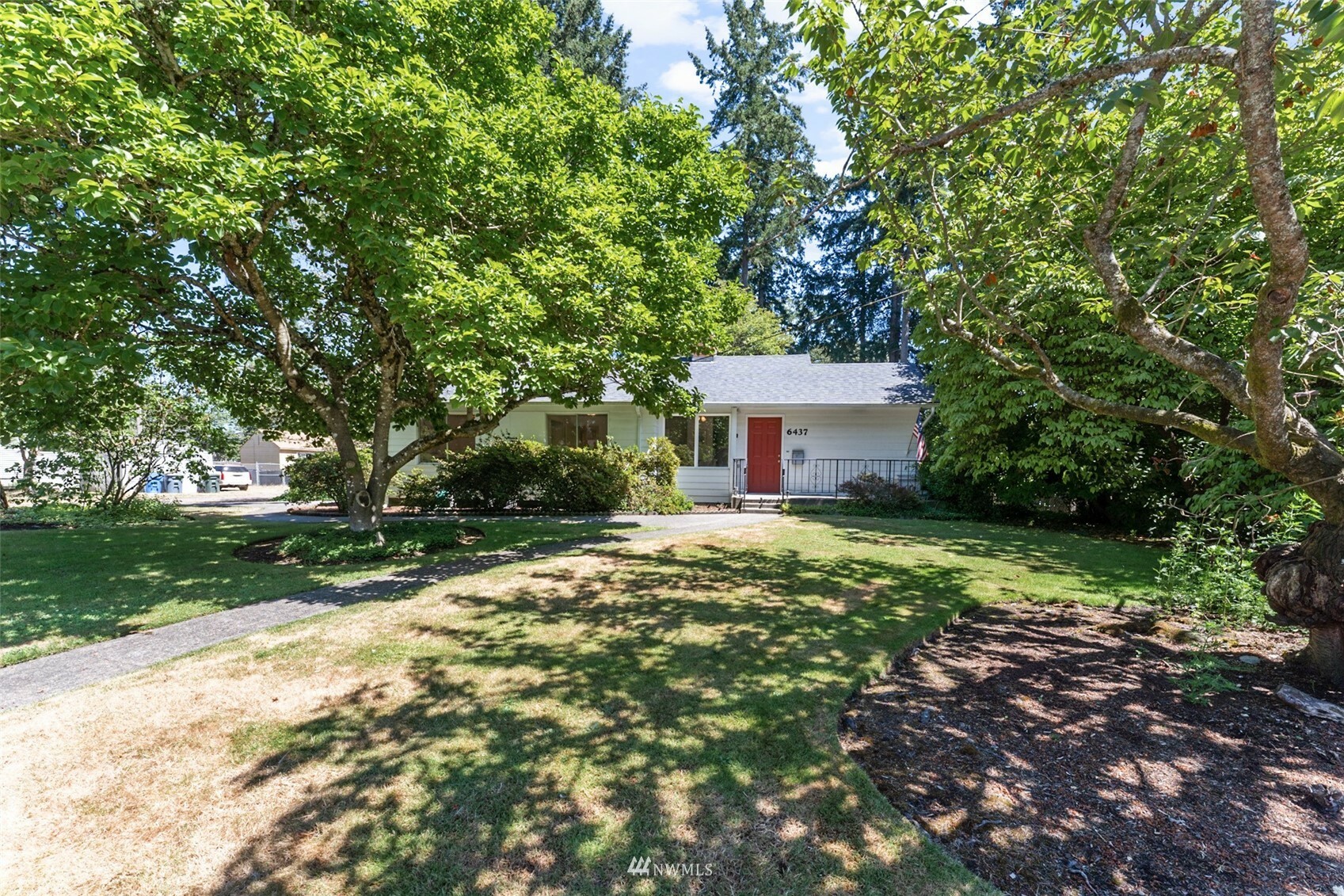 6437 Fairlawn Drive SW  Lakewood WA 98499 photo