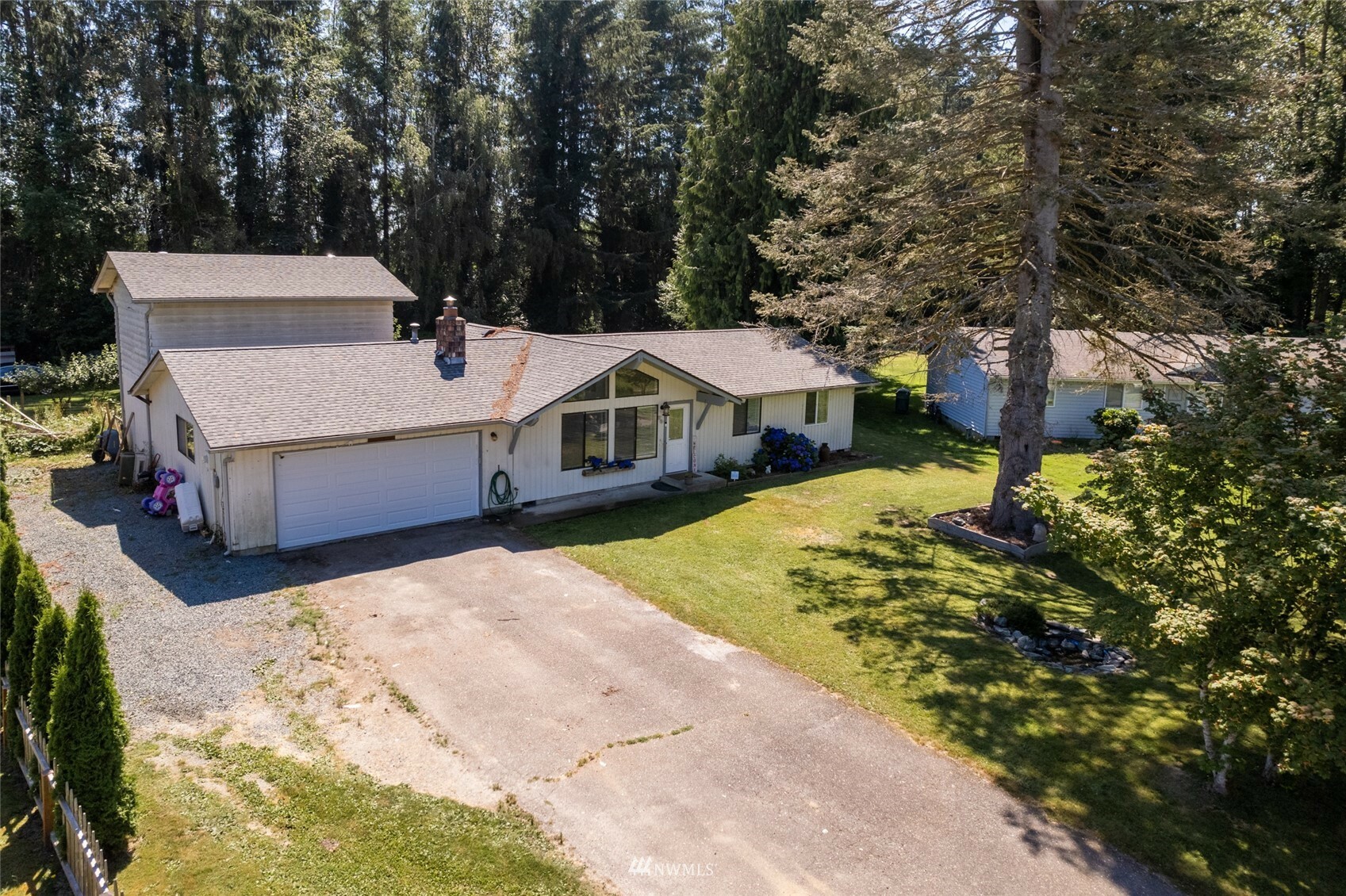 Property Photo:  803 Lucas Drive  WA 98284 