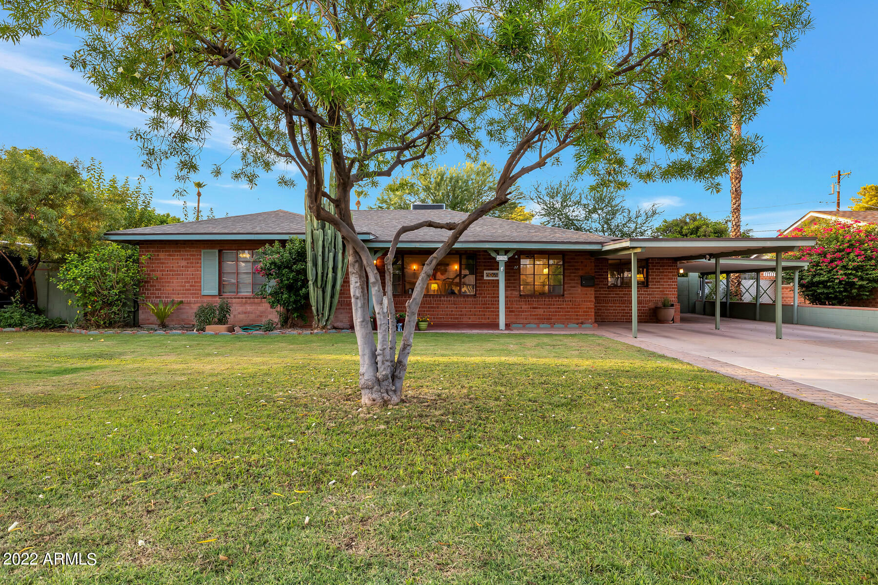 Property Photo:  4126 E Cambridge Avenue  AZ 85008 