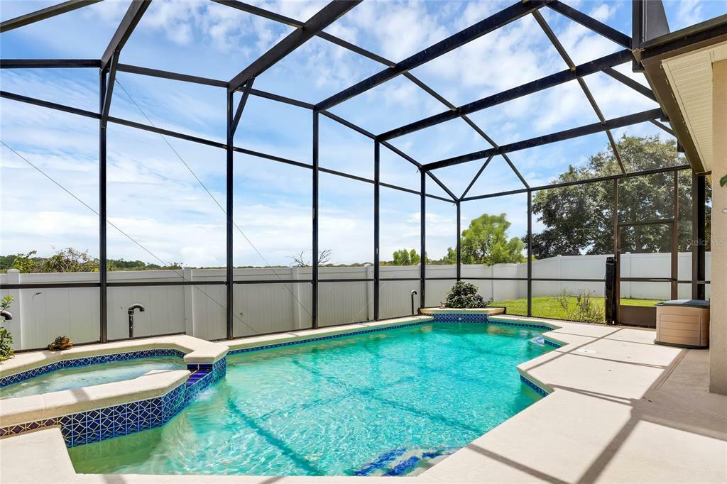 Property Photo:  5331 Cape Hatteras Drive  FL 34714 