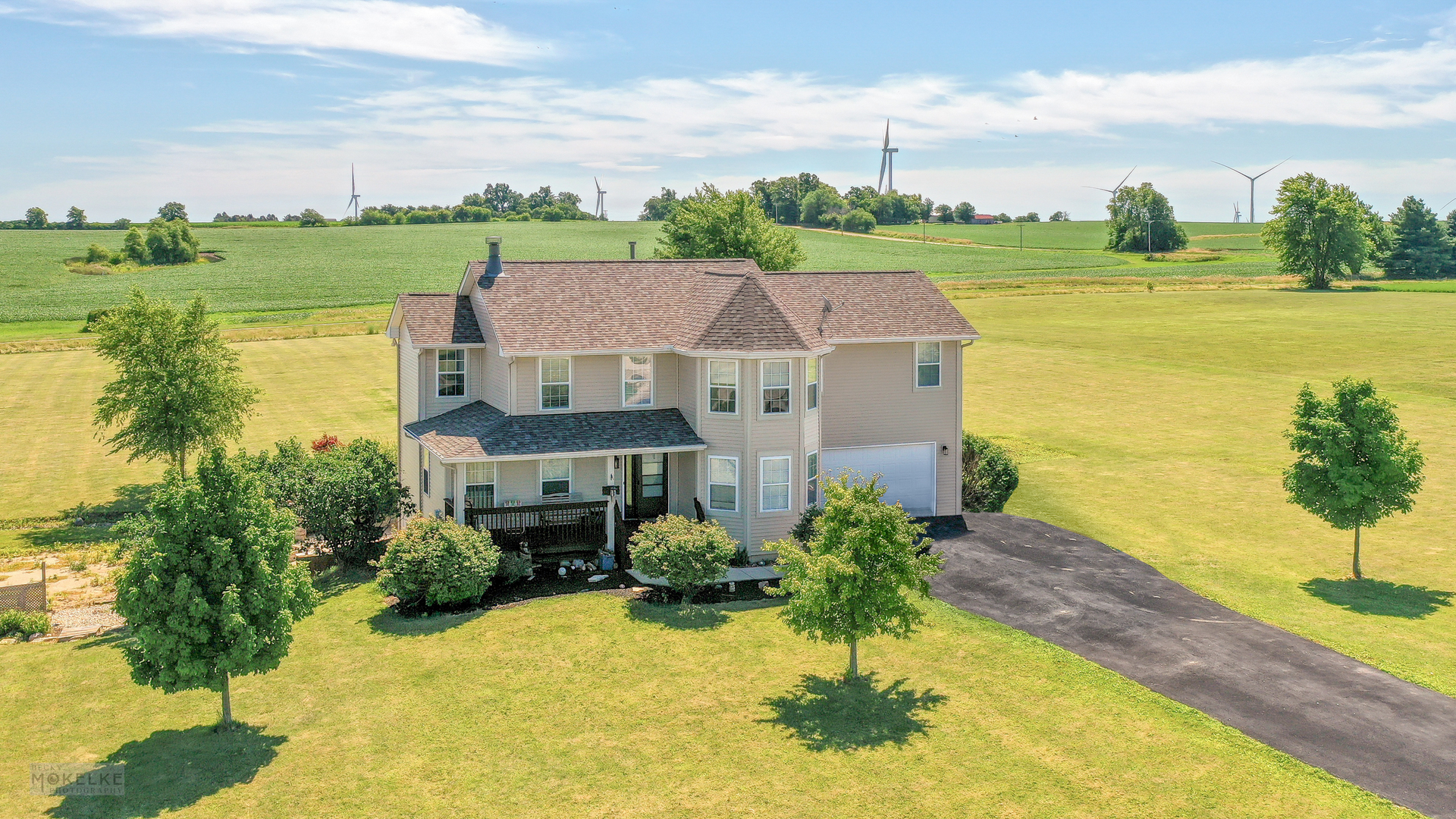 Property Photo:  914 Brook Meadow Drive  IL 61318 