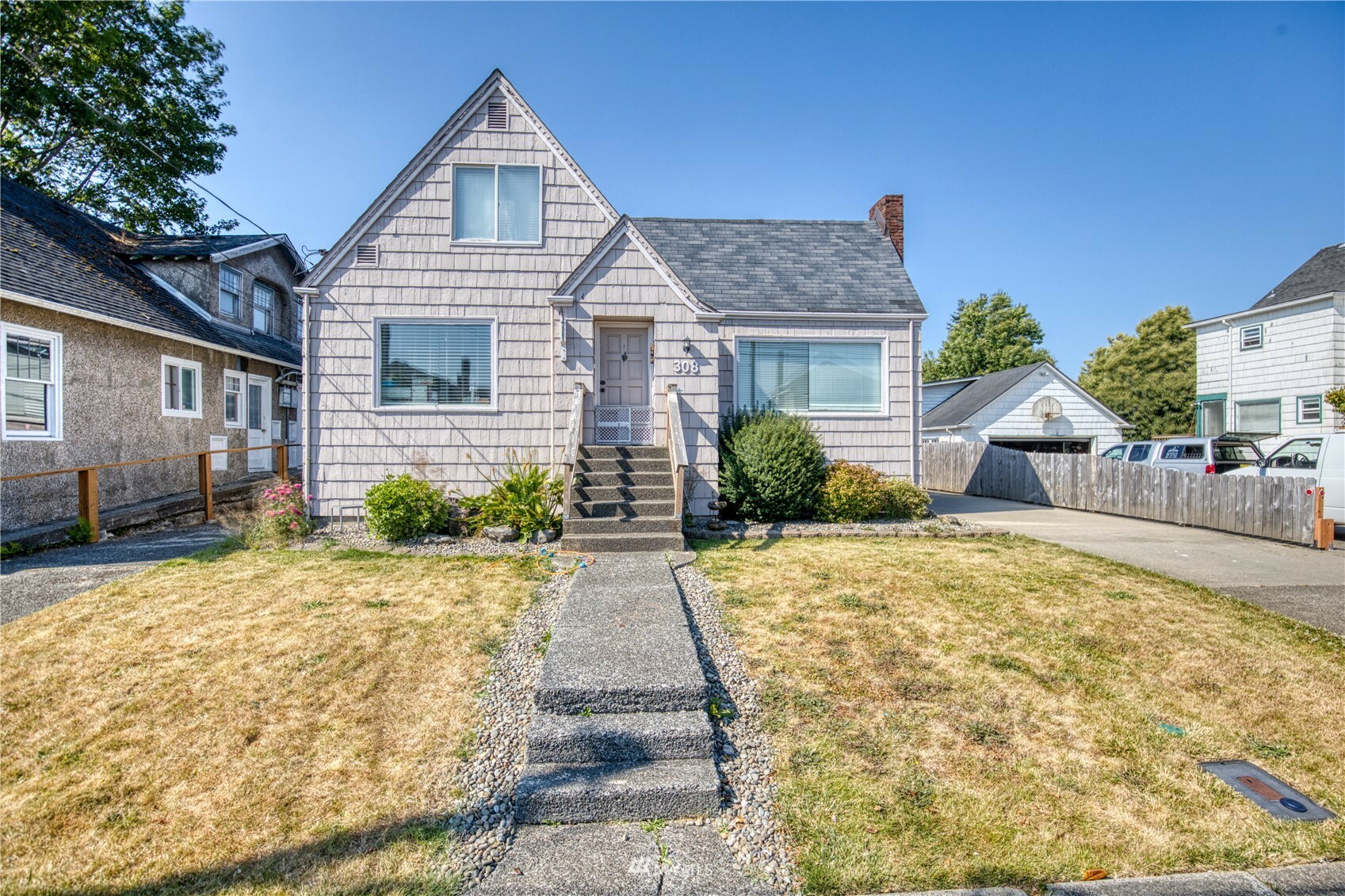 Property Photo:  308 W 5th Street  WA 98520 