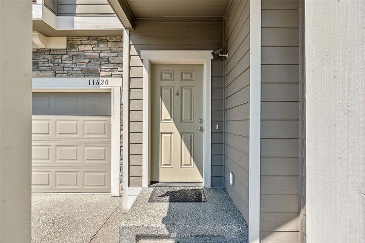 Property Photo:  11620  56th Avenue NE  WA 98271 