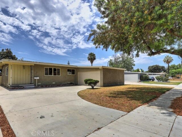 Property Photo:  8342 Washington Street  CA 90621 