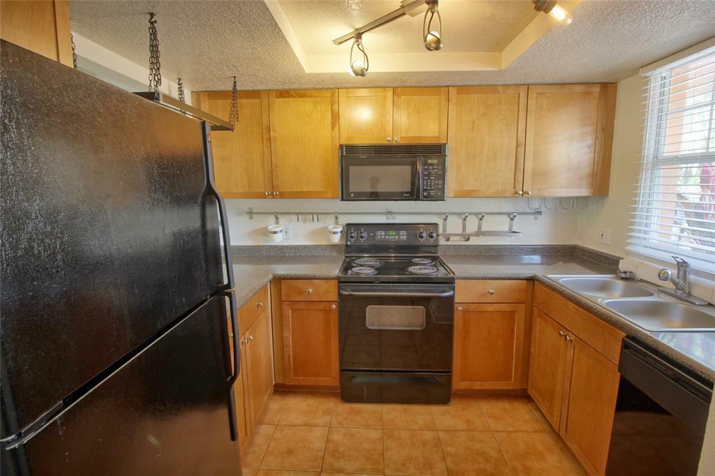 Property Photo:  772 E Michigan Street 71  FL 32806 