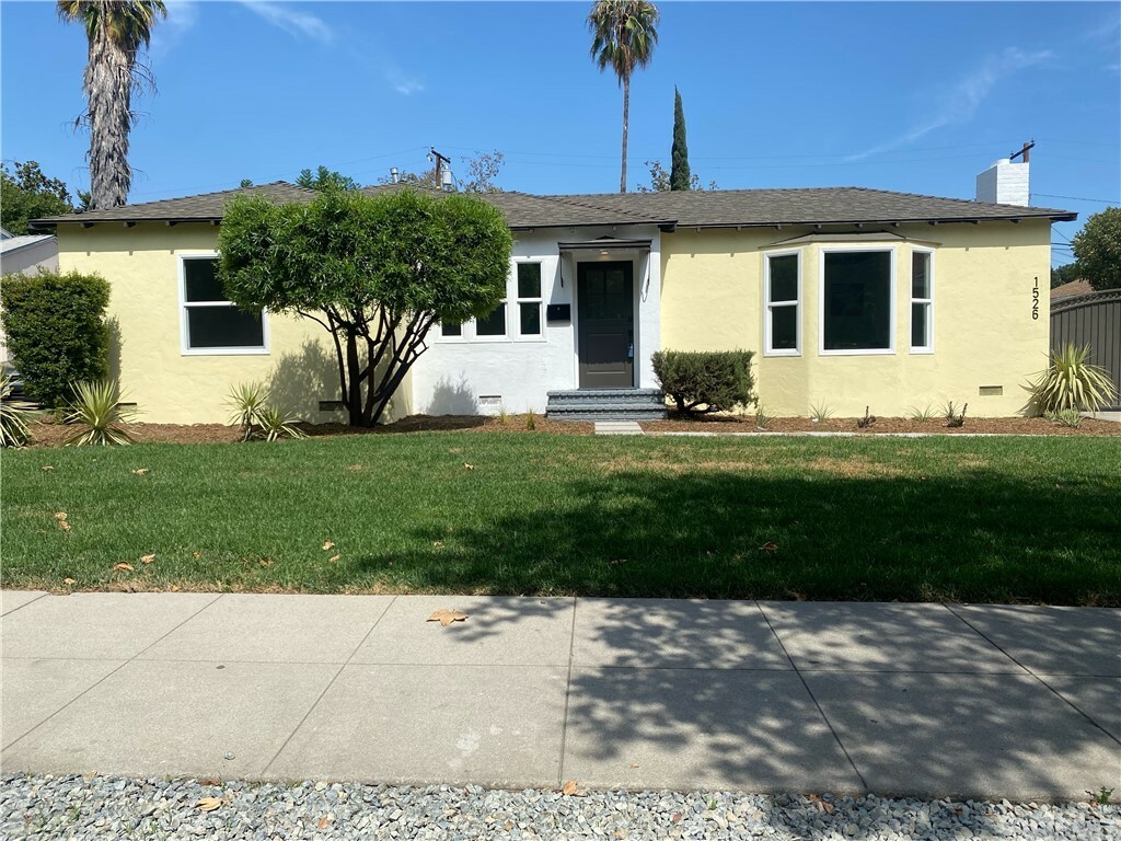 Property Photo: 1526 N White Avenue CA 91768
