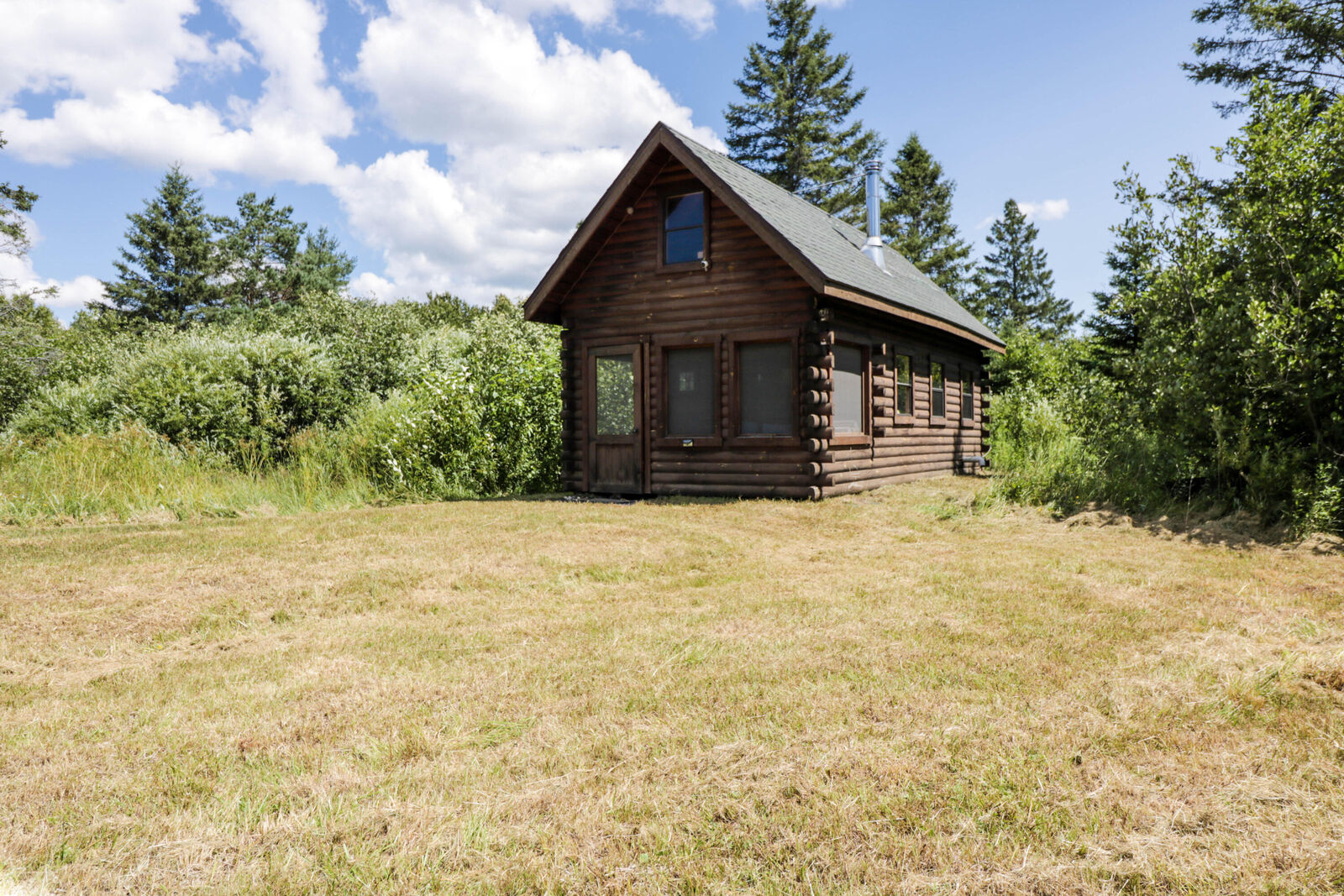 Property Photo:  2621 E Simmons Rd  MI 49745 