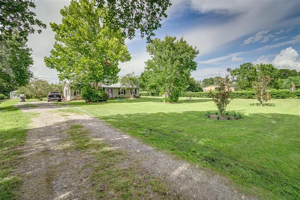 Property Photo:  6190 Pinetree Drive  FL 33841 