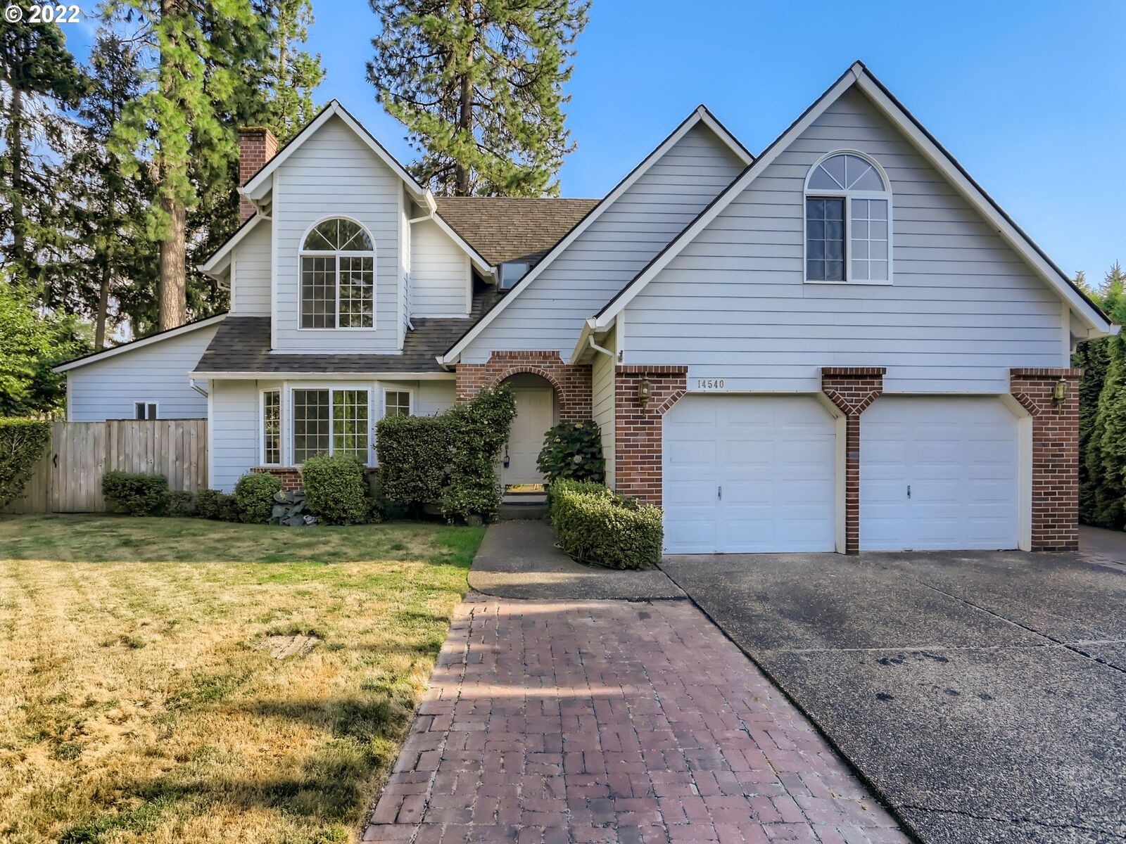 Property Photo: 14540 SW Kenwood Ct OR 97006