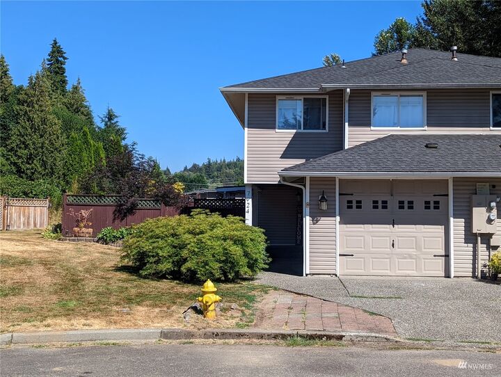 Property Photo:  7924 210th Place NE  WA 98223 