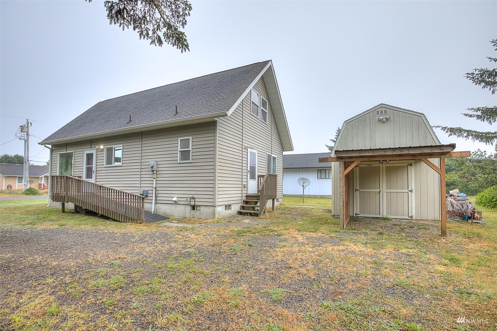 Property Photo:  520 Inlet Avenue NW  WA 98569 