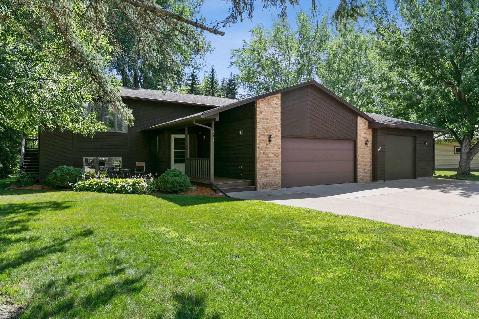 Property Photo:  604 Vireo Lane  MN 55358 