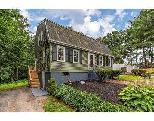 Property Photo: 704 Plymouth MA 02338