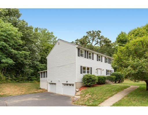 Property Photo:  23 Grandview Rd  MA 01867 