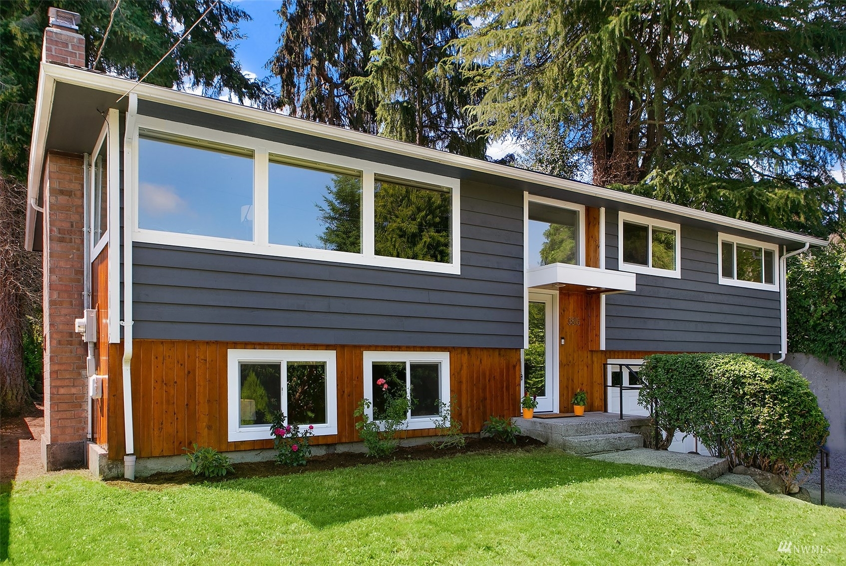 Property Photo:  3815 NE 100th Street  WA 98125 