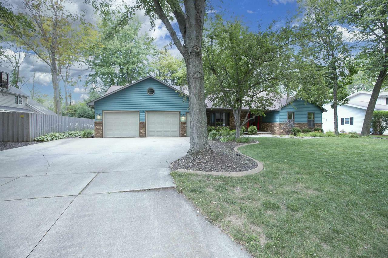 Property Photo:  3217 South White Birch Lane  WI 54915 