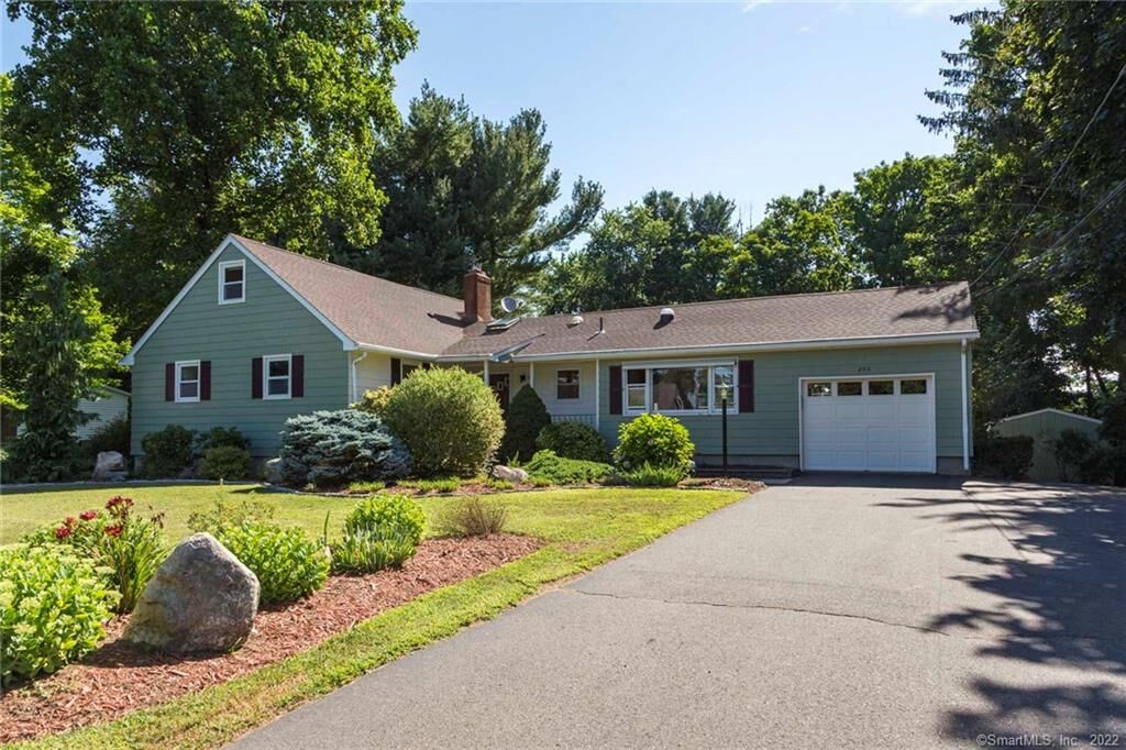 Property Photo:  206 Long Hill Road  CT 06074 