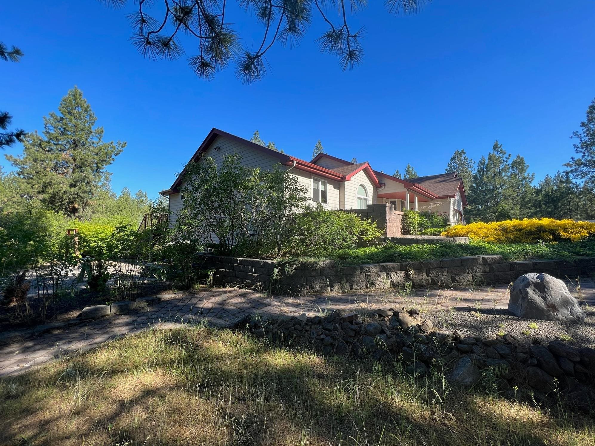 Property Photo: 14016 S Short Rd WA 99004