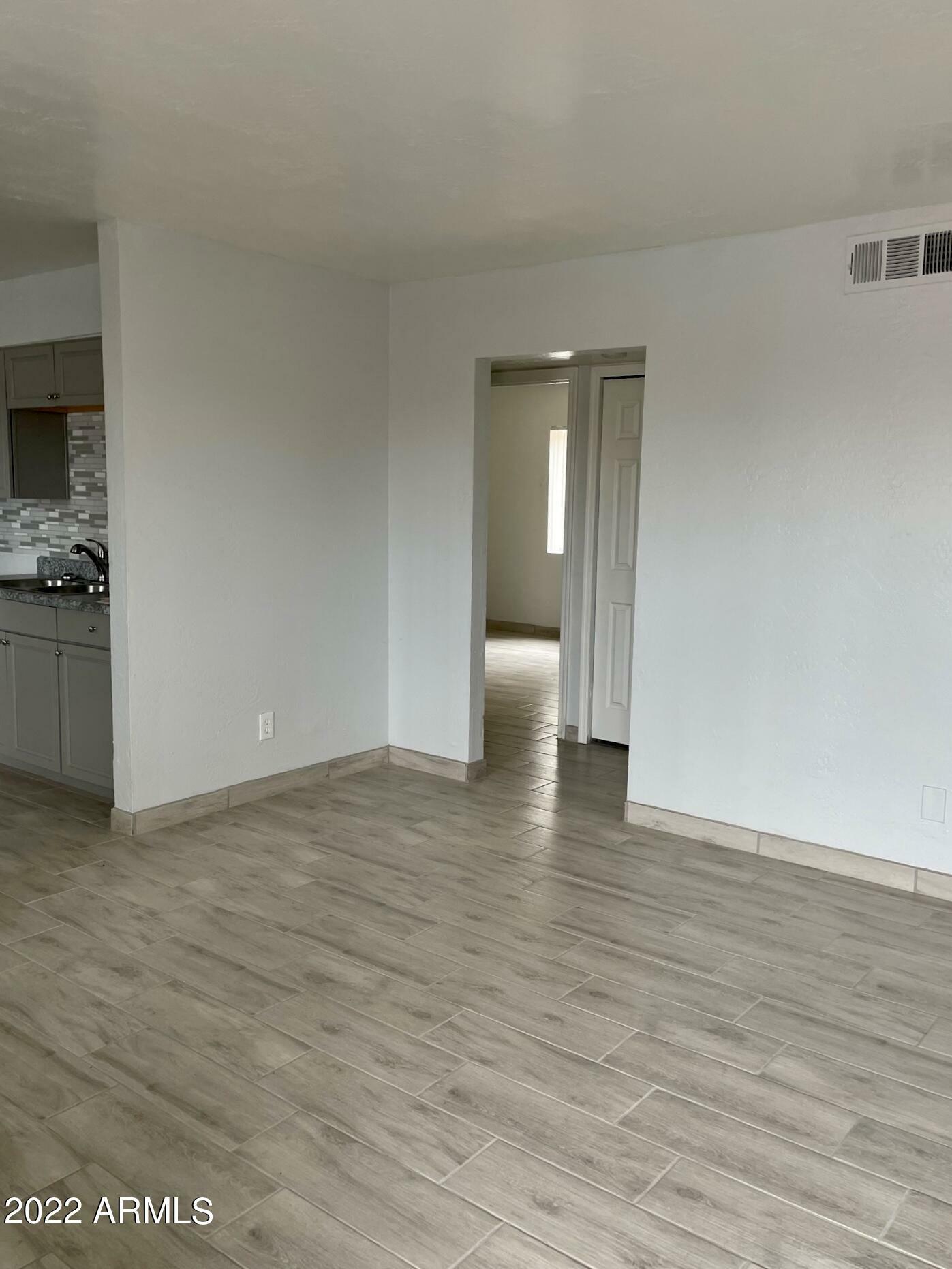 Property Photo:  1222 E Mountain View Road 111  AZ 85020 