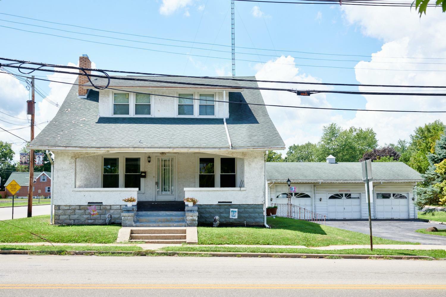 Property Photo:  201 N Broadway St  OH 45107 