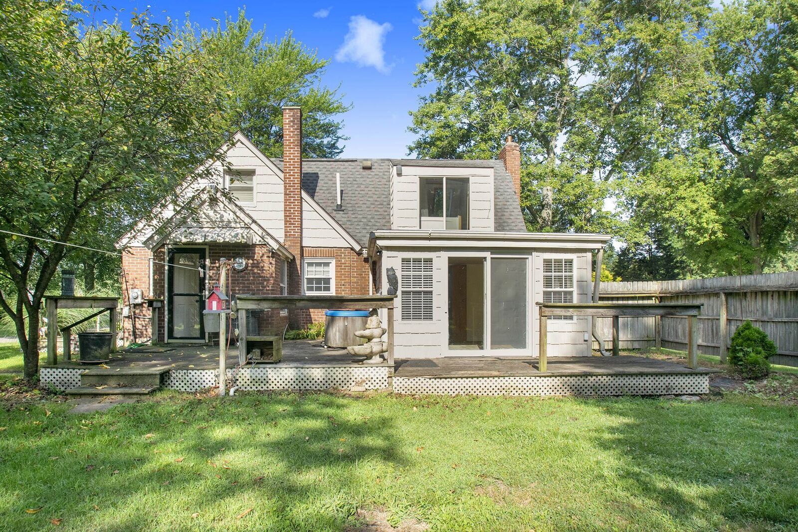 Property Photo:  55276 Fir Road  IN 46545