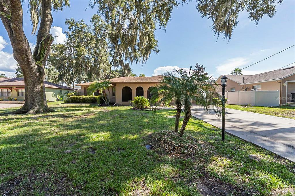 Property Photo:  35 Orange Blossom Trail  FL 34797 